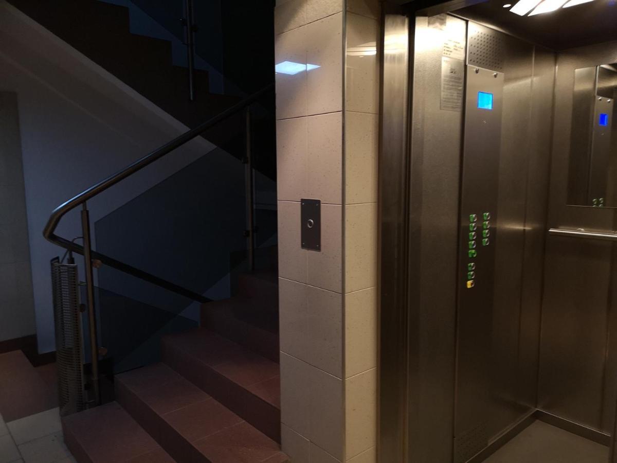 City Center Pitstop Apartment วอร์ซอ ภายนอก รูปภาพ